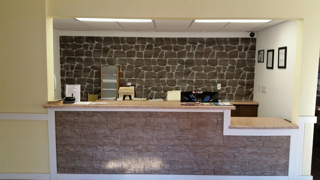 Riverwalk Inn & Suites Fort Atkinson Luaran gambar