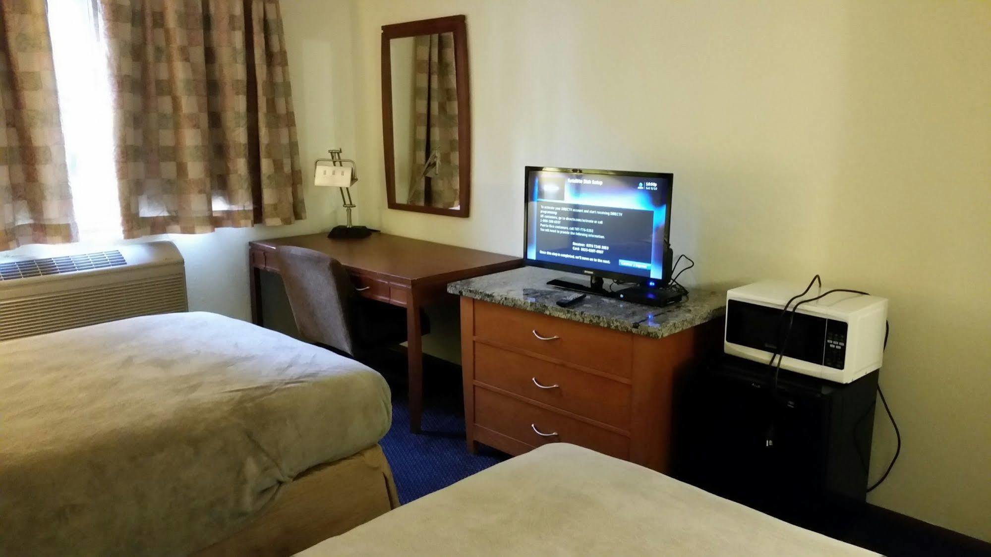 Riverwalk Inn & Suites Fort Atkinson Luaran gambar